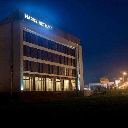 Hotel Mariss Алба-Юлия Экстерьер фото