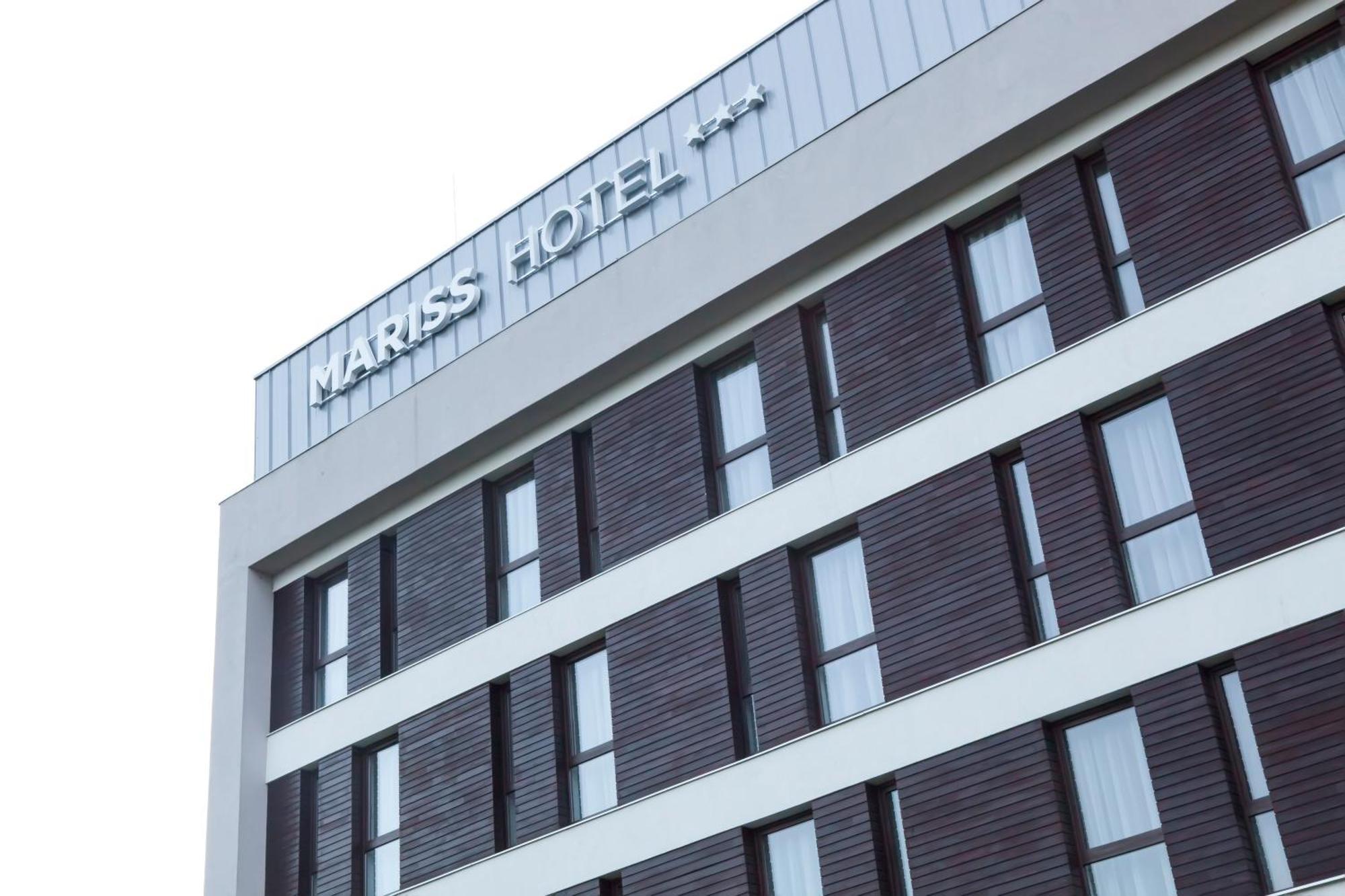 Hotel Mariss Алба-Юлия Экстерьер фото