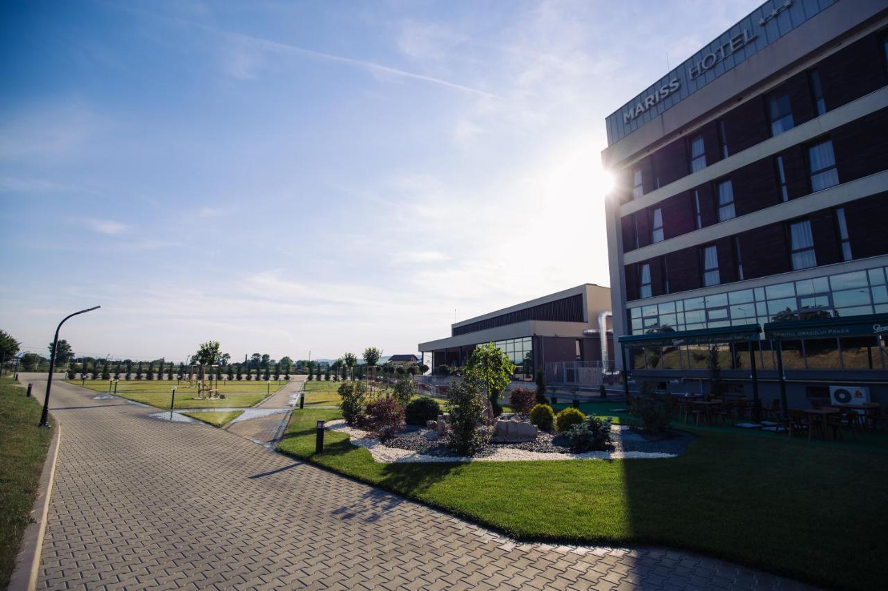Hotel Mariss Алба-Юлия Экстерьер фото