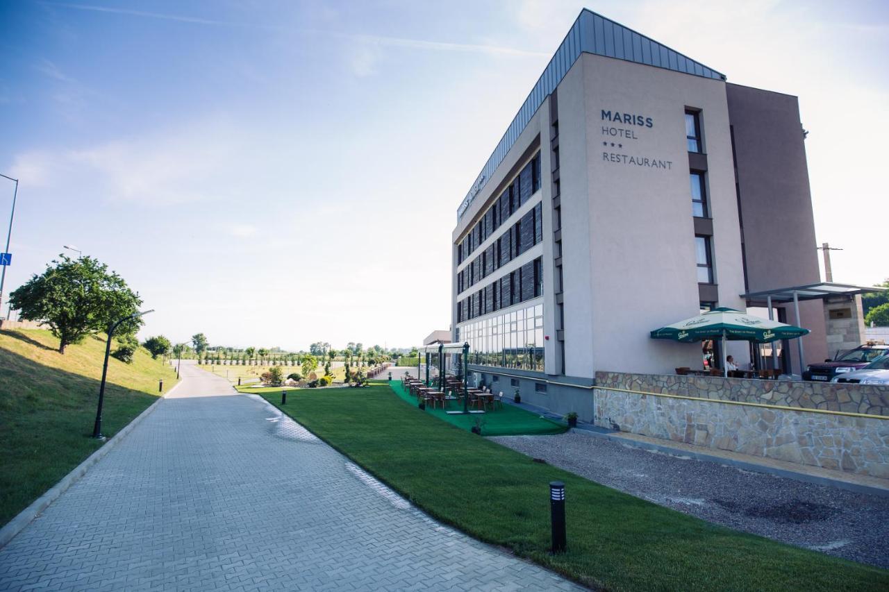 Hotel Mariss Алба-Юлия Экстерьер фото